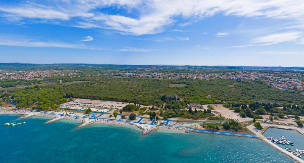 Villa Nikolina - Luxury Villa With 5 Bedrooms And Swimming Pool Vodnjan Exterior photo